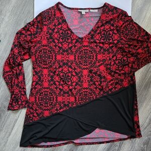 Women's Pull Over Blouse Red And Black XL Travel Anywhere Dana Buchman